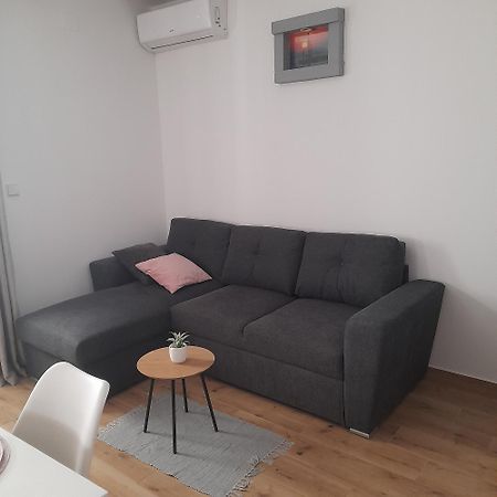 Apartments Filipovic Biograd Na Moru Zewnętrze zdjęcie
